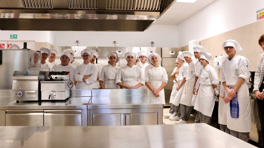 NELLA SCUOLA ALBERGHIERA DI AGLIANO TERME E ASTI, INAUGURATA NUOVA CUCINA 3 NELLA SEDE DI ASTI